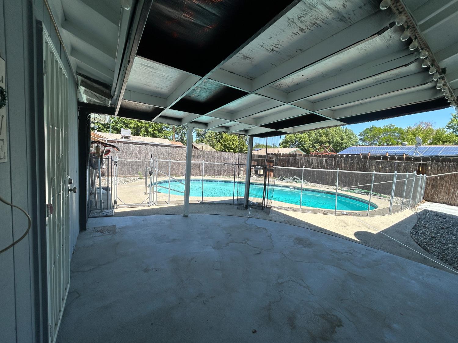 420 W Houston St, Coalinga, CA 93210