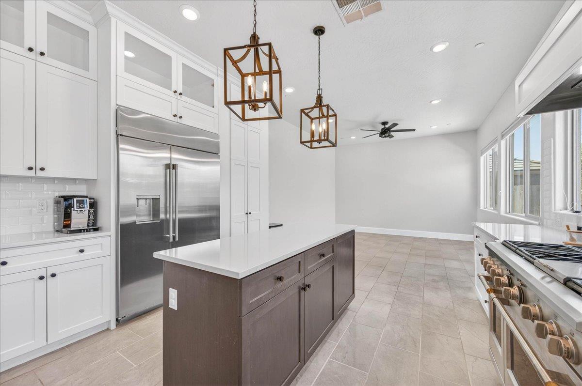 338 Boulder Dr S, Madera, CA 93636