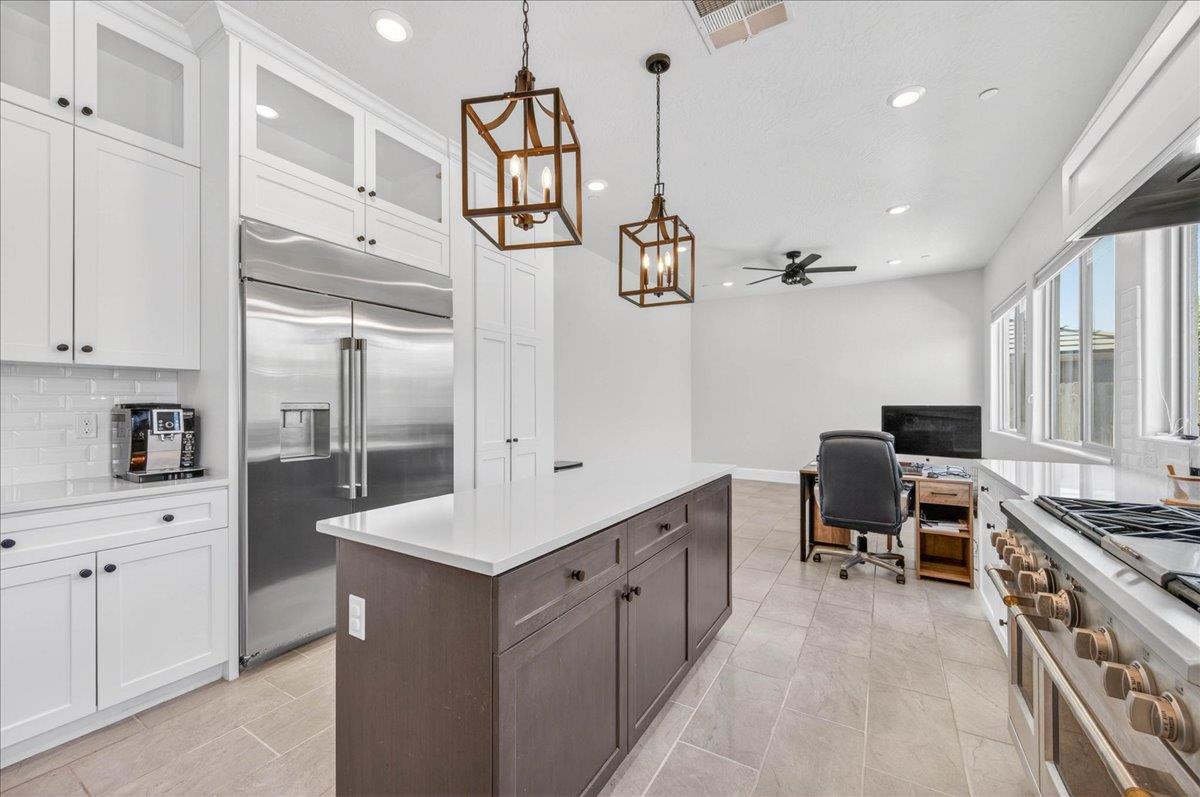 338 Boulder Dr S, Madera, CA 93636