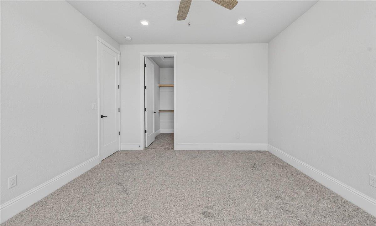 338 Boulder Dr S, Madera, CA 93636