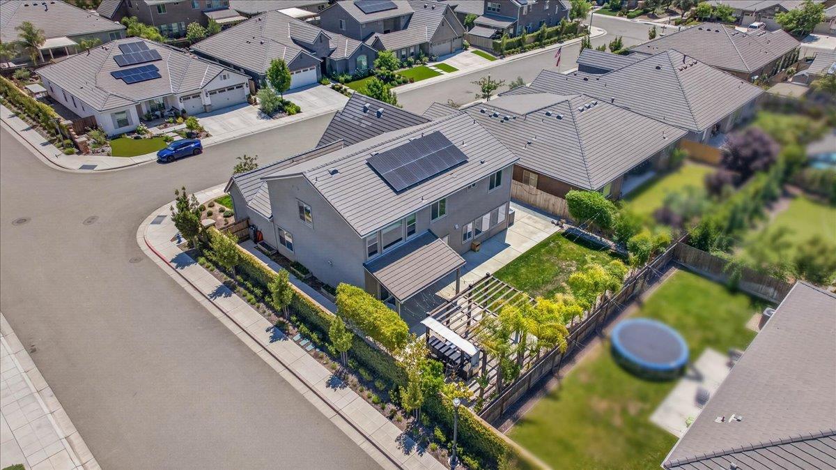 338 Boulder Dr S, Madera, CA 93636
