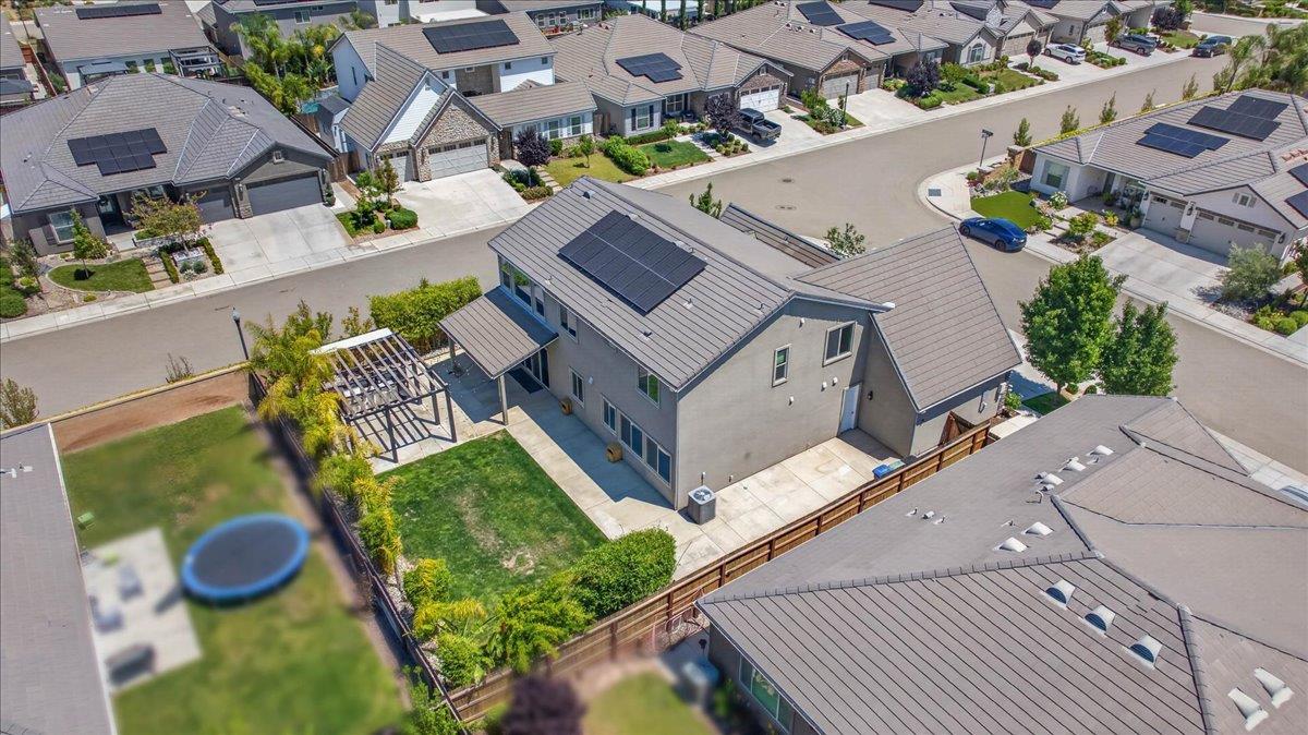 338 Boulder Dr S, Madera, CA 93636