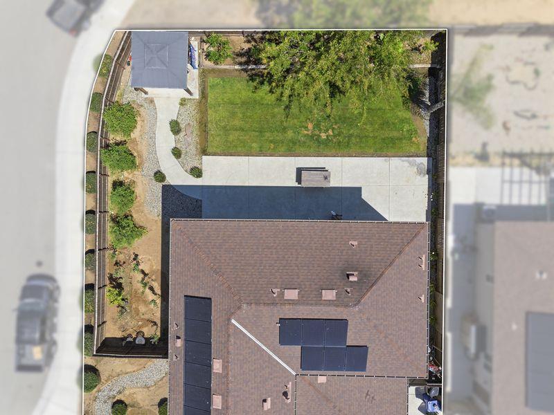1799 Florence Ave, Dinuba, CA 93618