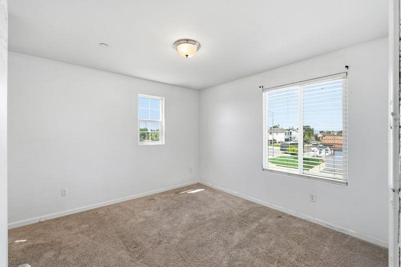 1799 Florence Ave, Dinuba, CA 93618