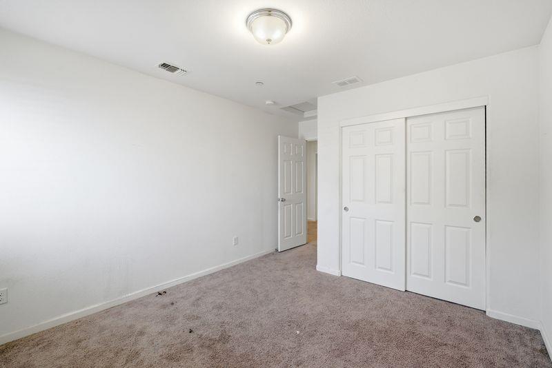 1799 Florence Ave, Dinuba, CA 93618