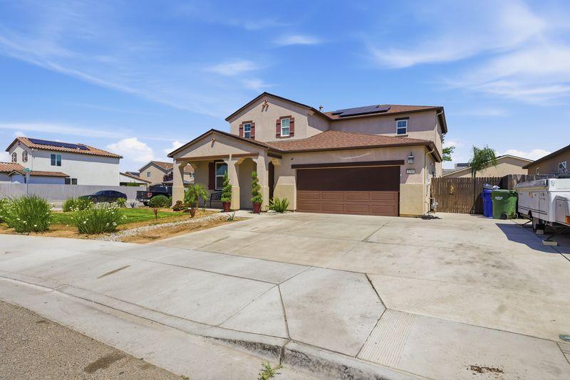 1799 Florence Ave, Dinuba, CA 93618