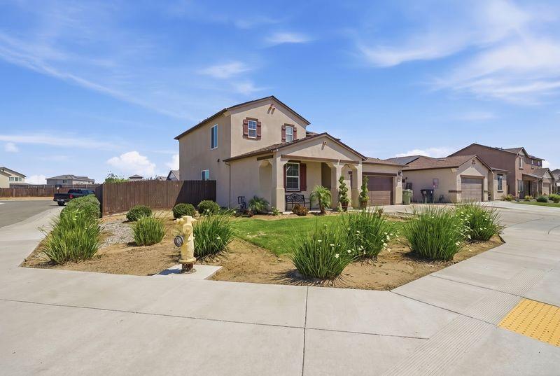 1799 Florence Ave, Dinuba, CA 93618