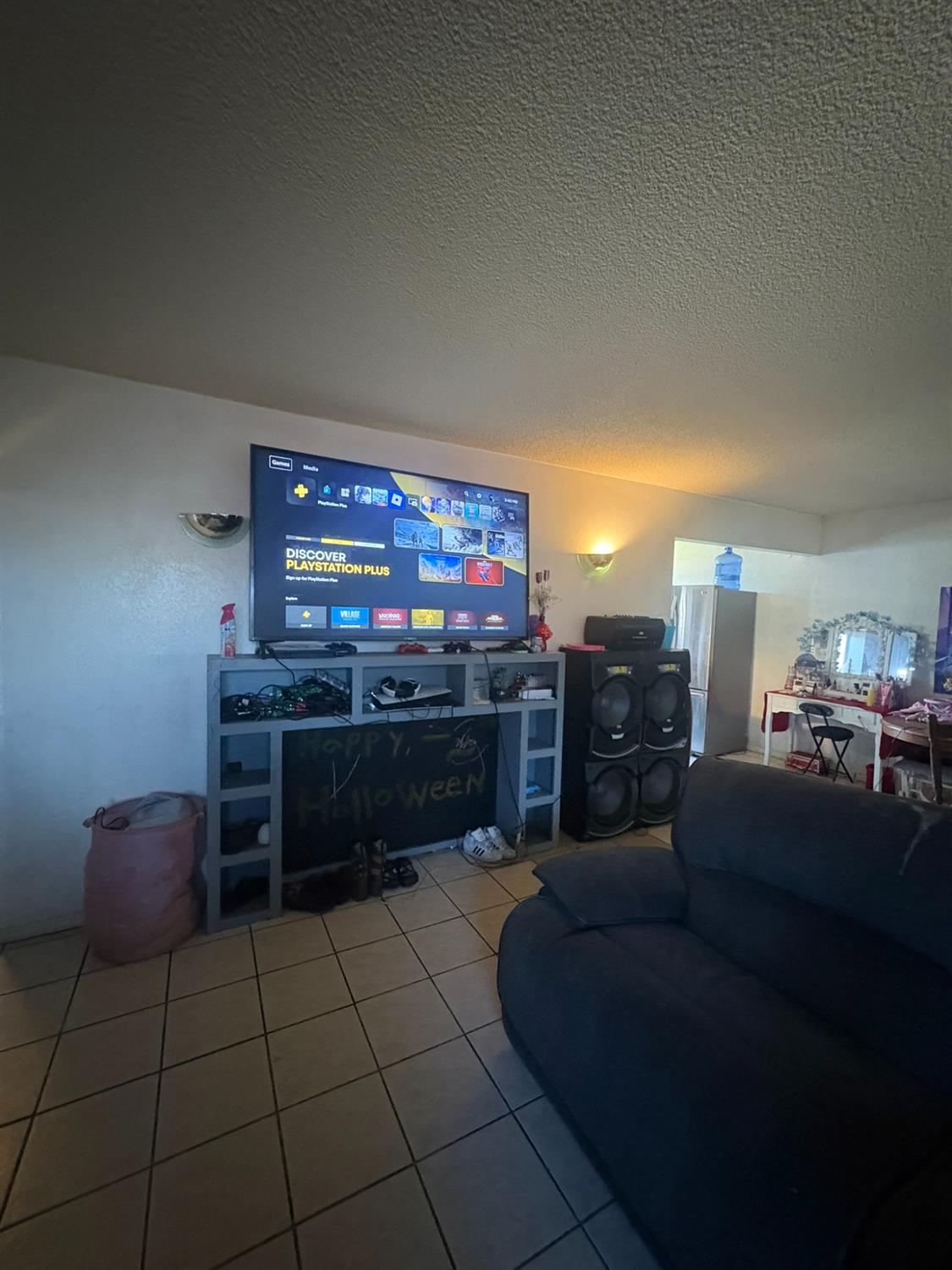 3555 E McKinley Ave, Fresno, CA 93703