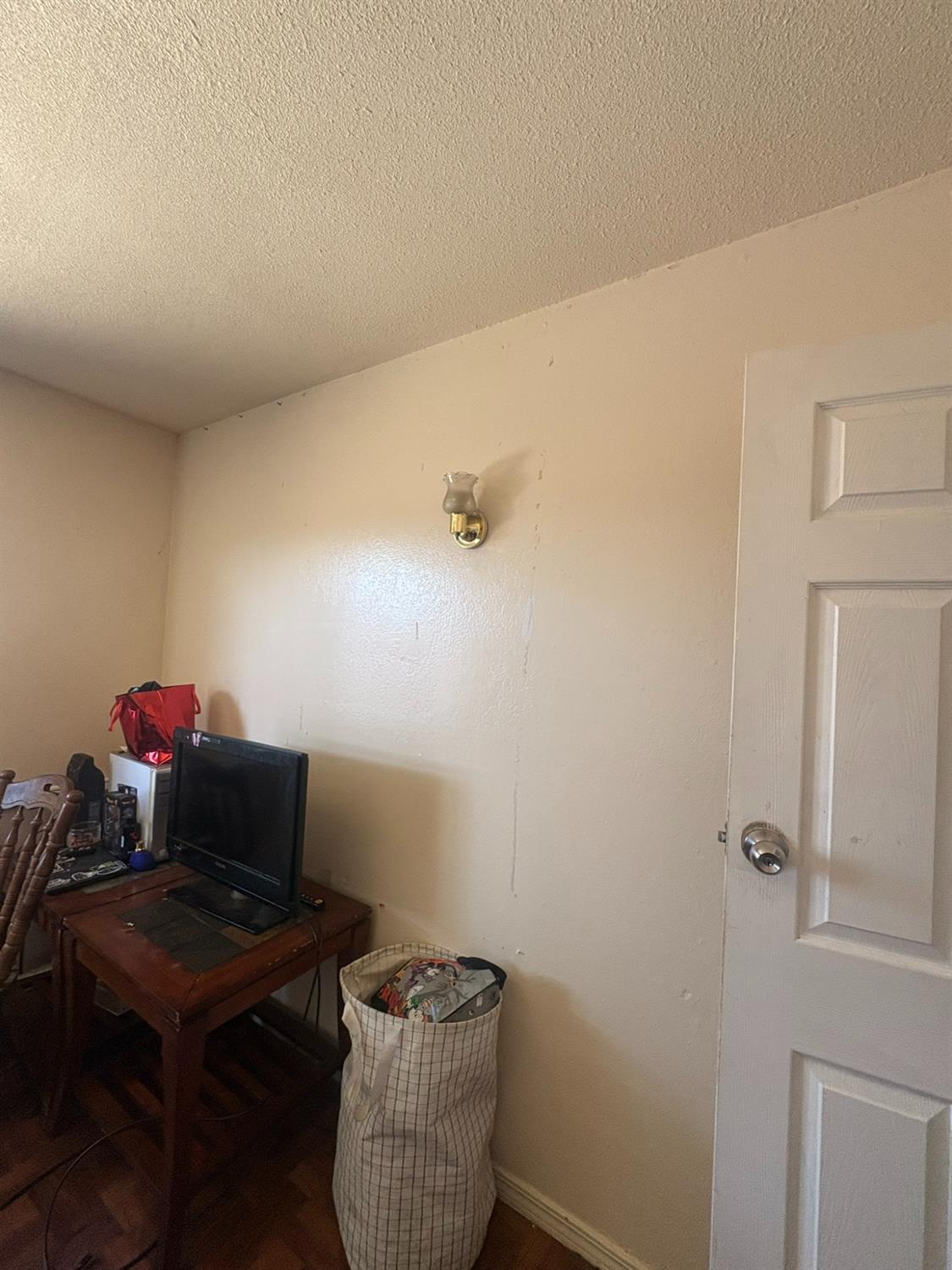 3555 E McKinley Ave, Fresno, CA 93703