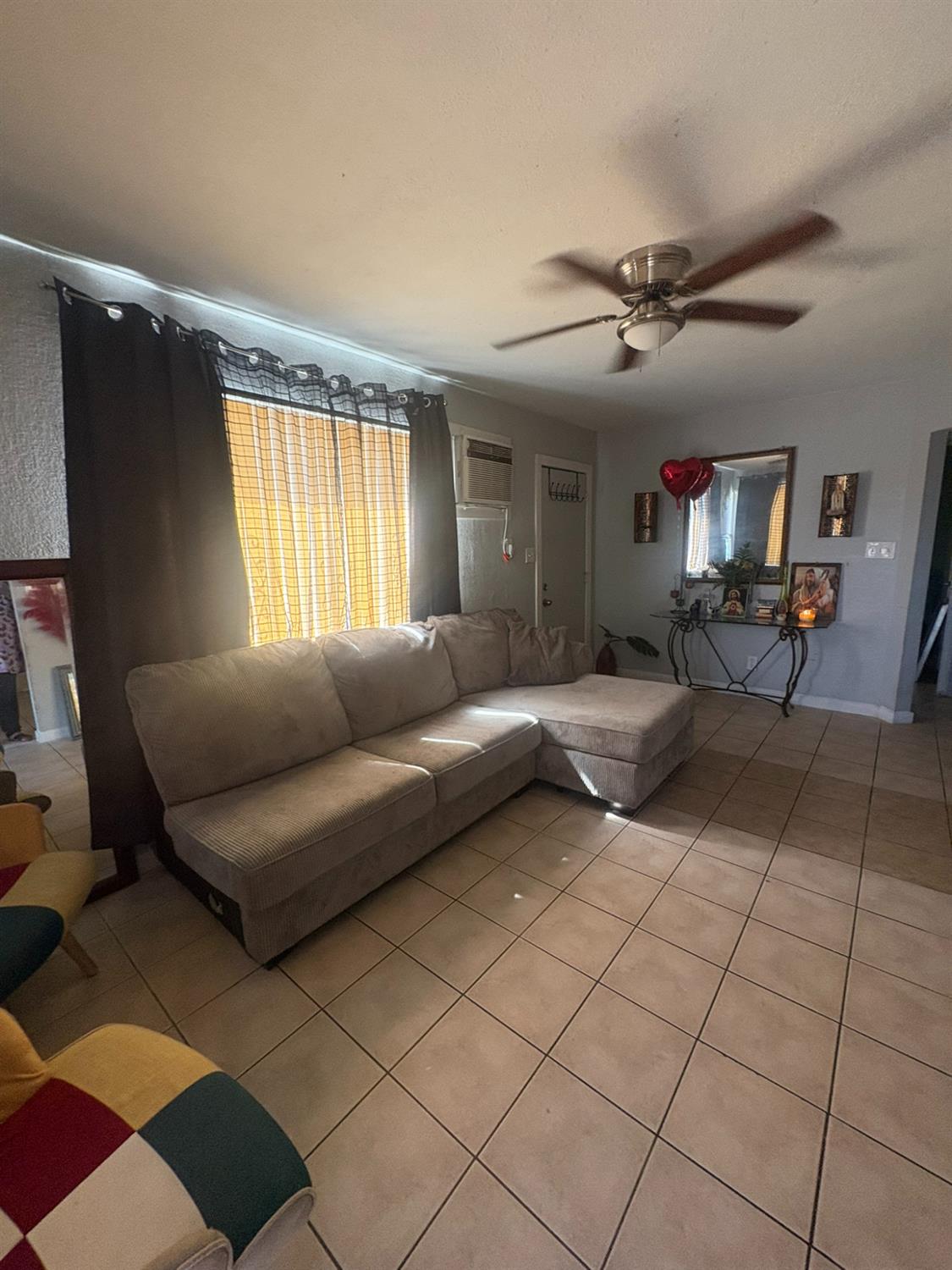 3555 E McKinley Ave, Fresno, CA 93703