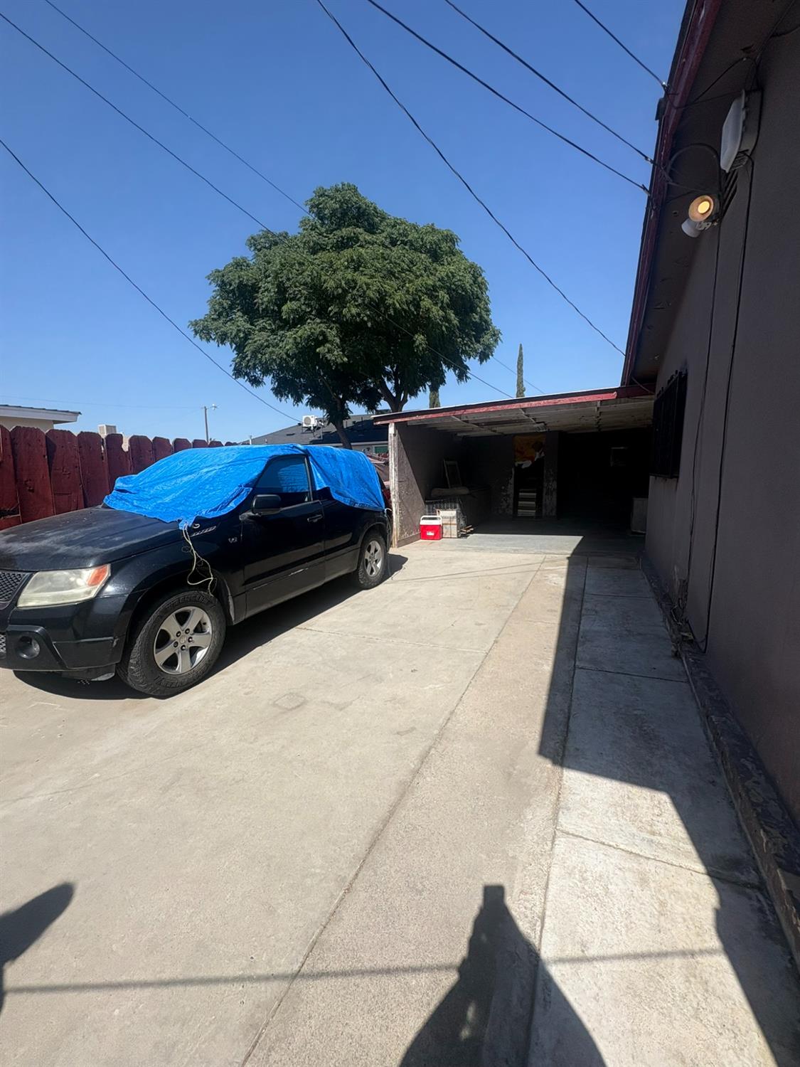 3555 E McKinley Ave, Fresno, CA 93703