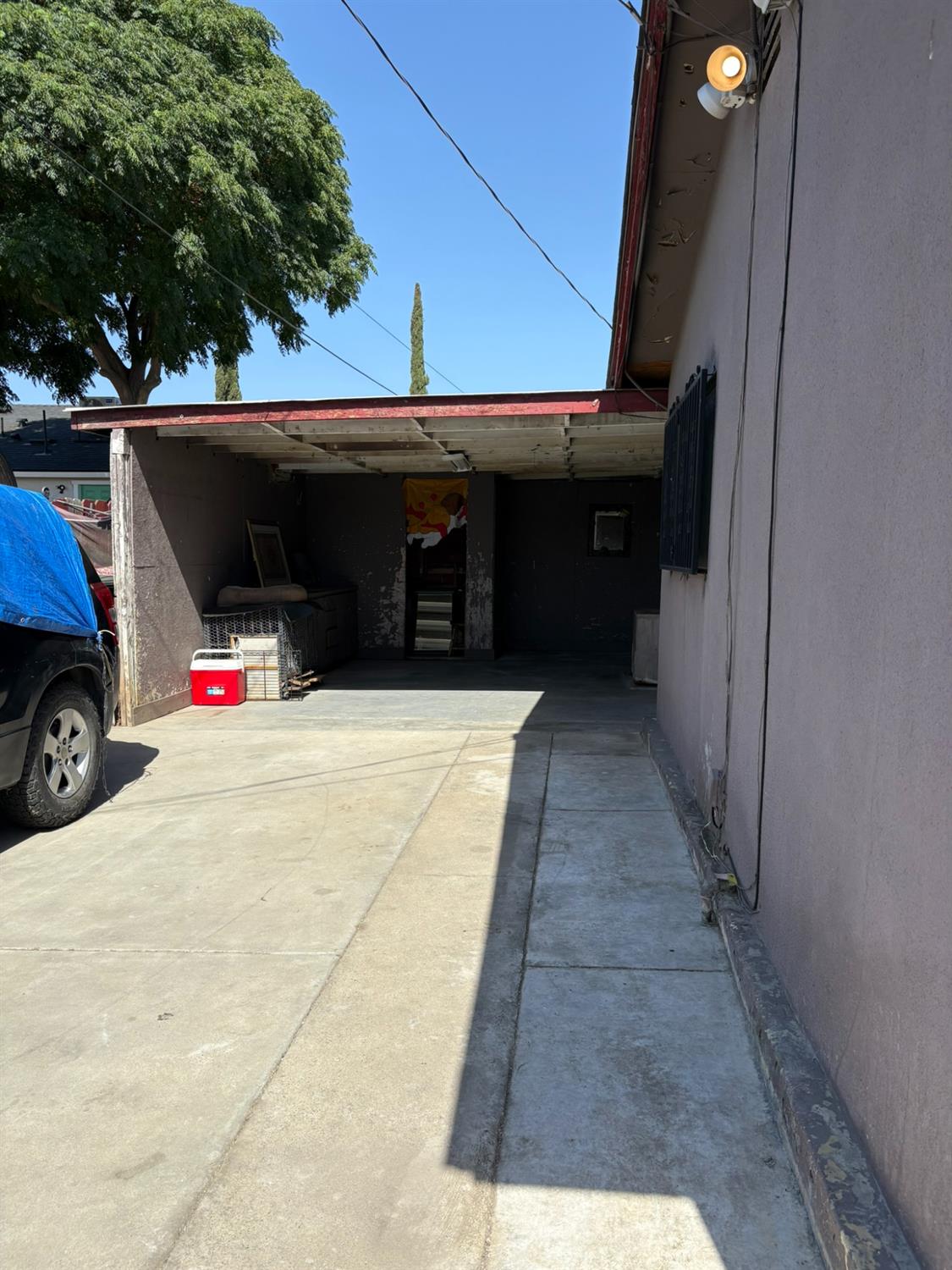 3555 E McKinley Ave, Fresno, CA 93703