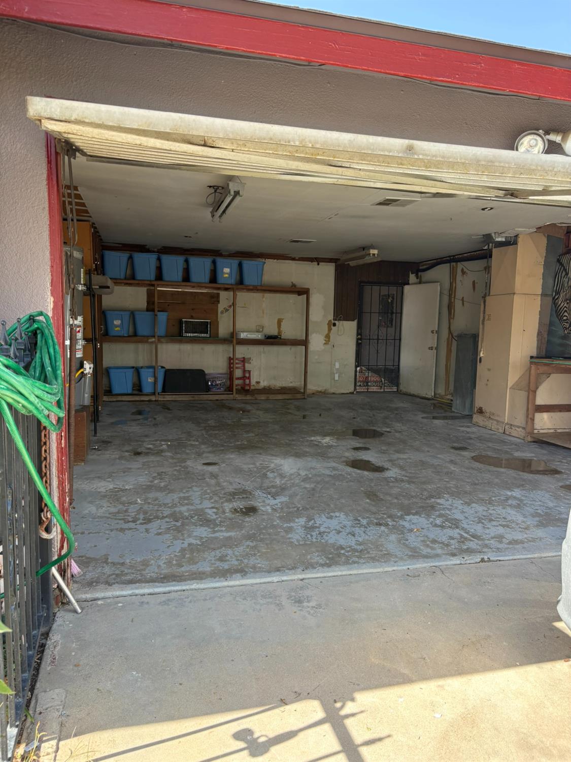 3555 E McKinley Ave, Fresno, CA 93703