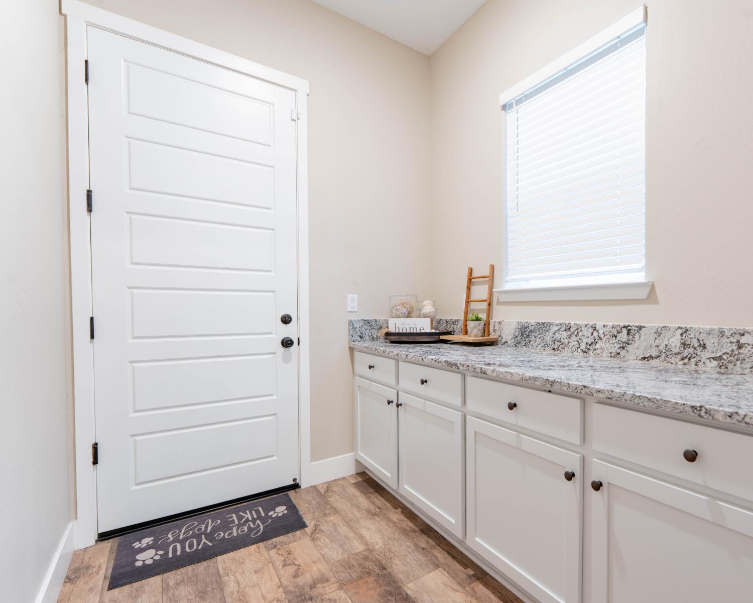 3601 Lark Ave, Visalia, CA 93291
