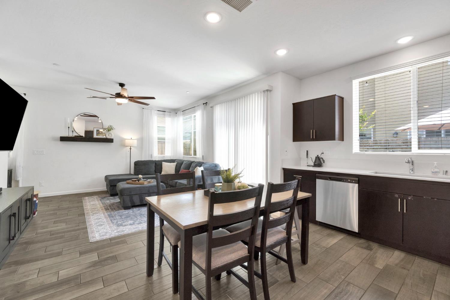 3750 Highclere Way, Clovis, CA 93619