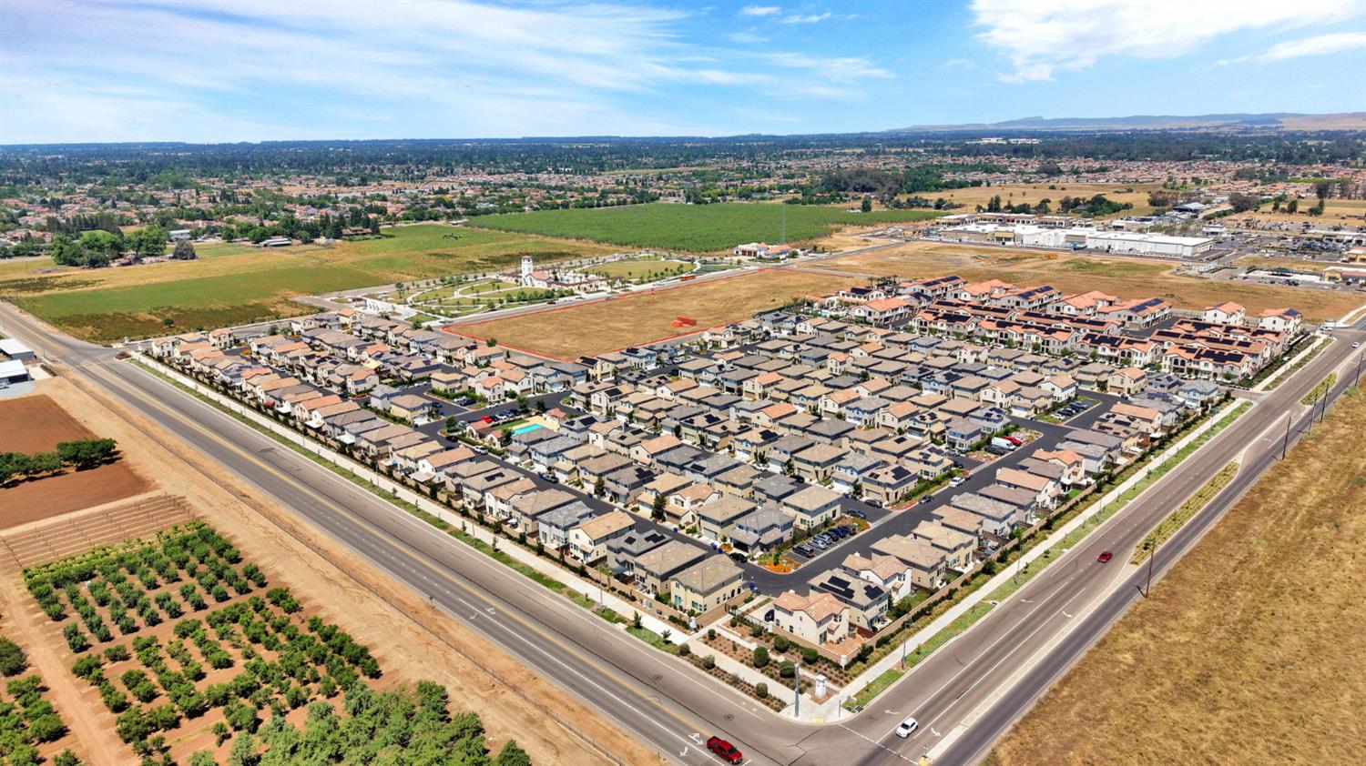 3750 Highclere Way, Clovis, CA 93619