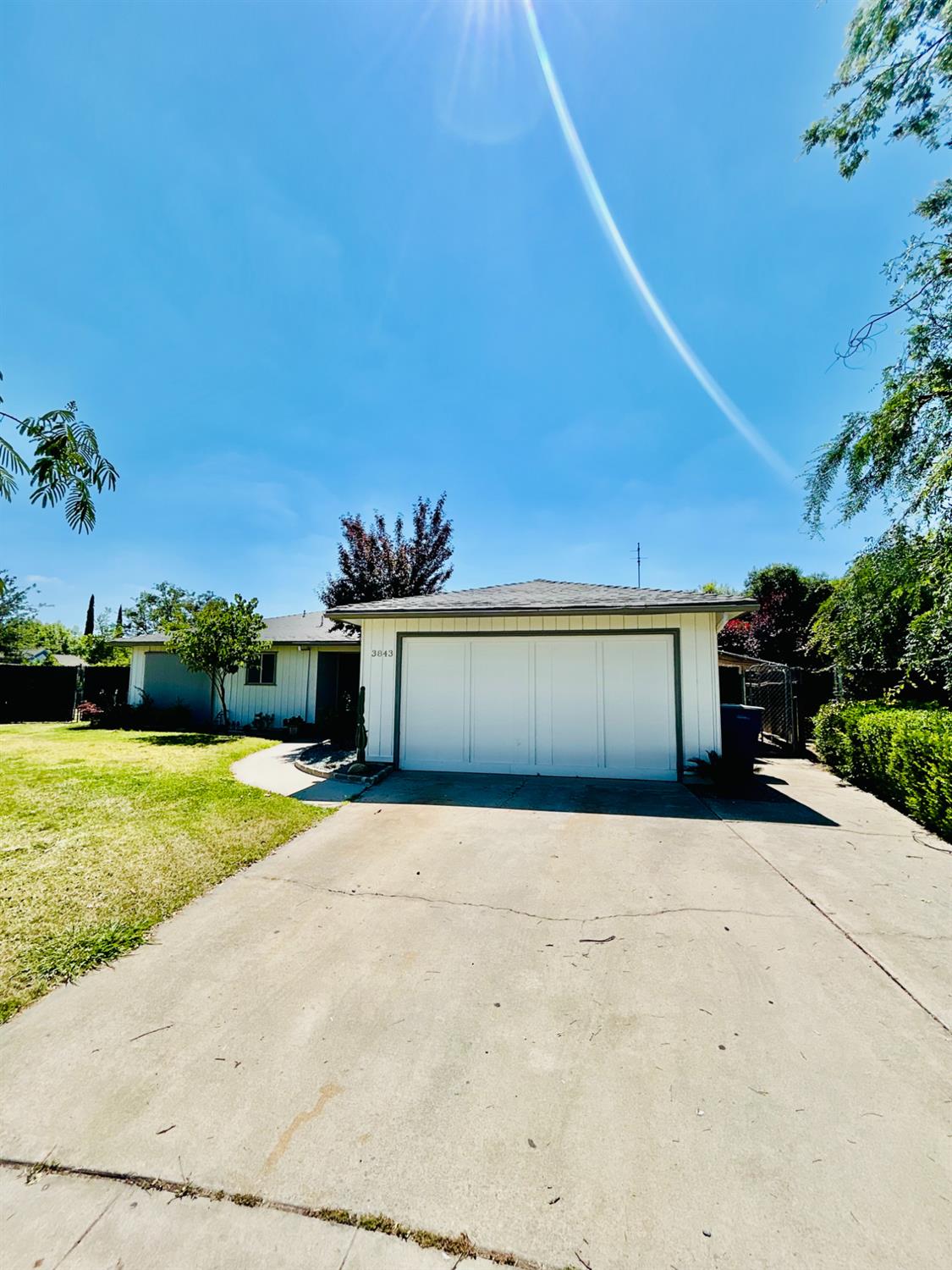 3843 N Ezie Ave, Fresno, CA 93727