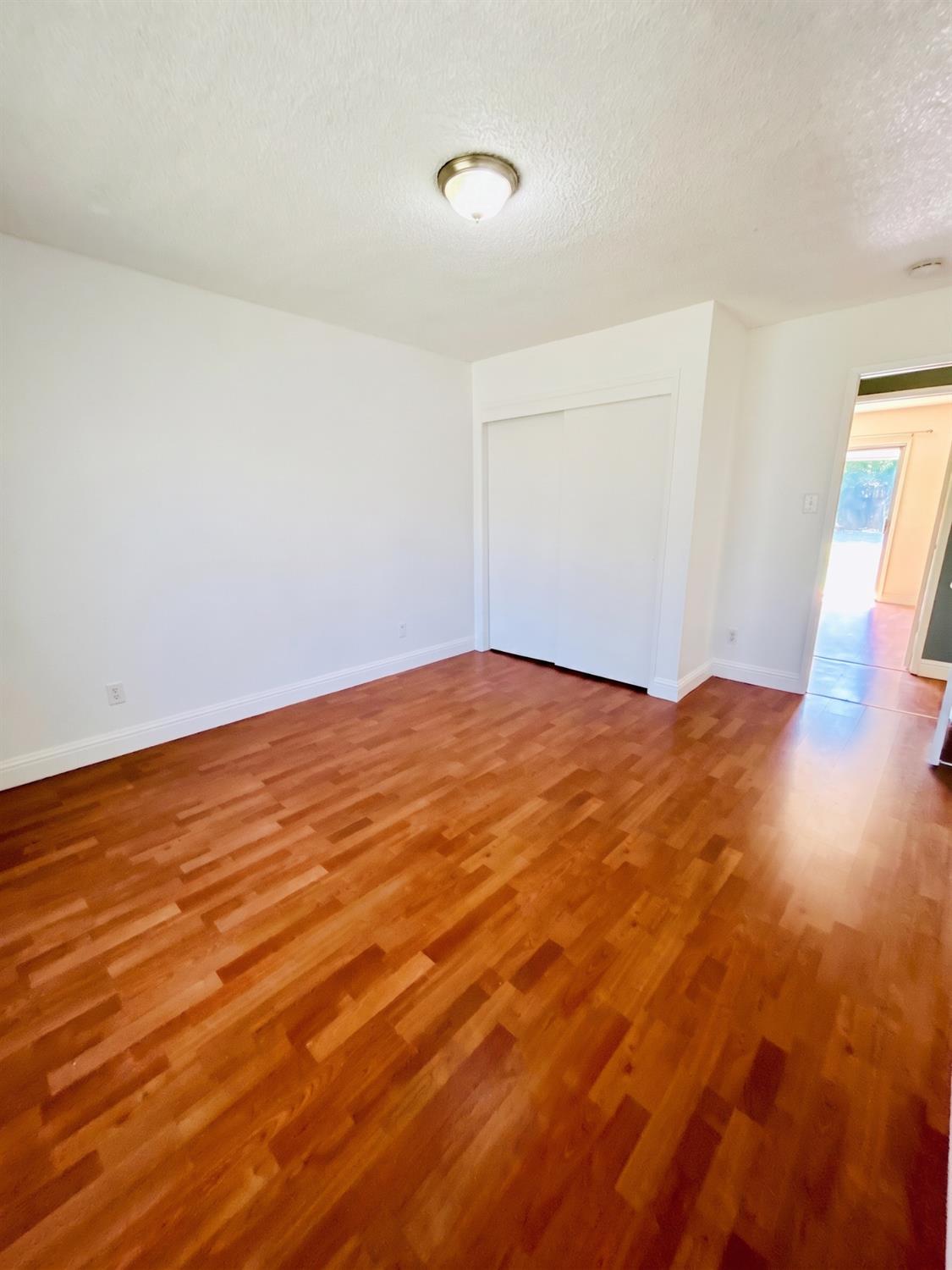 3843 N Ezie Ave, Fresno, CA 93727