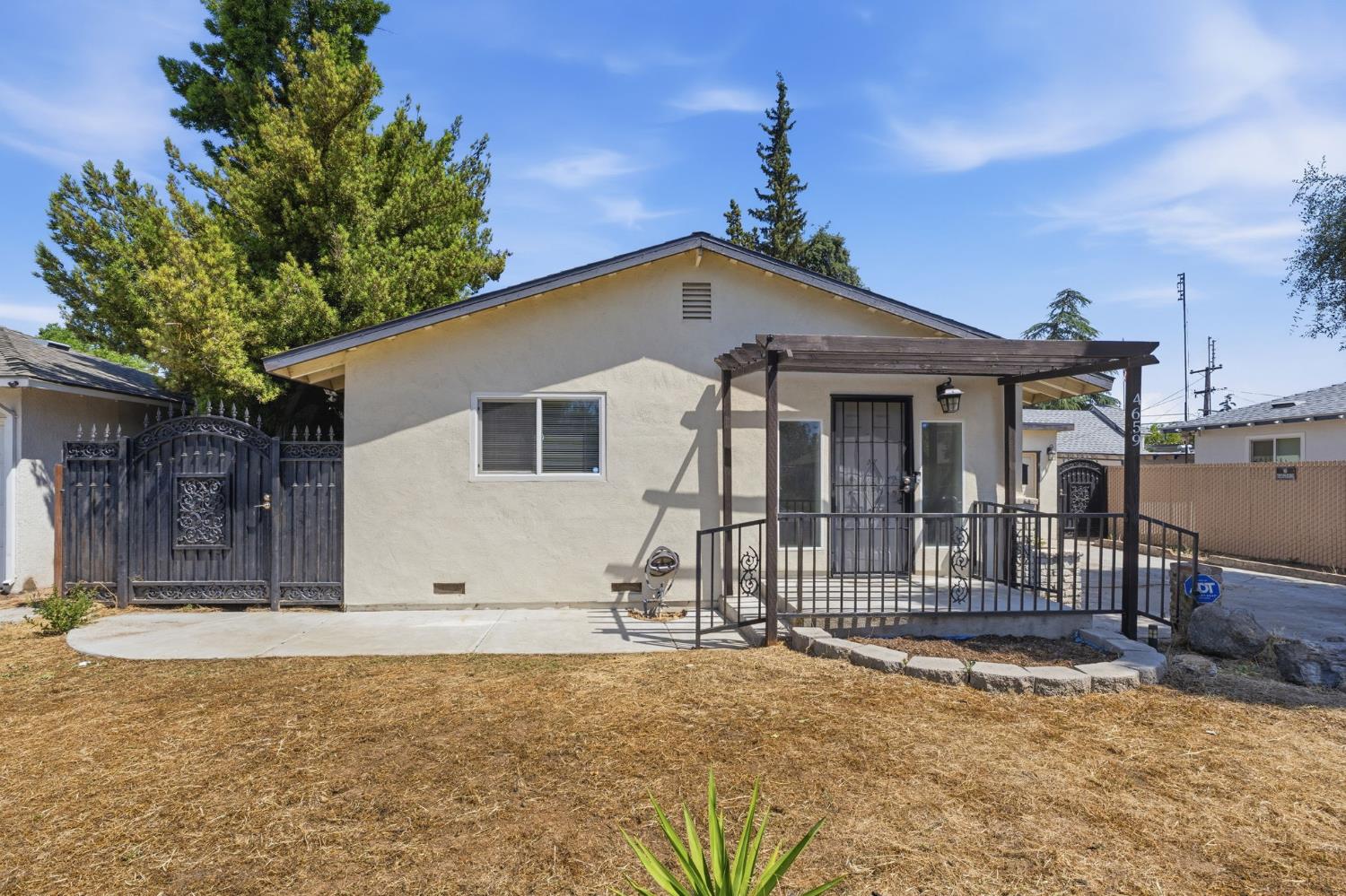 4659 E Terrace Ave, Fresno, CA 93703