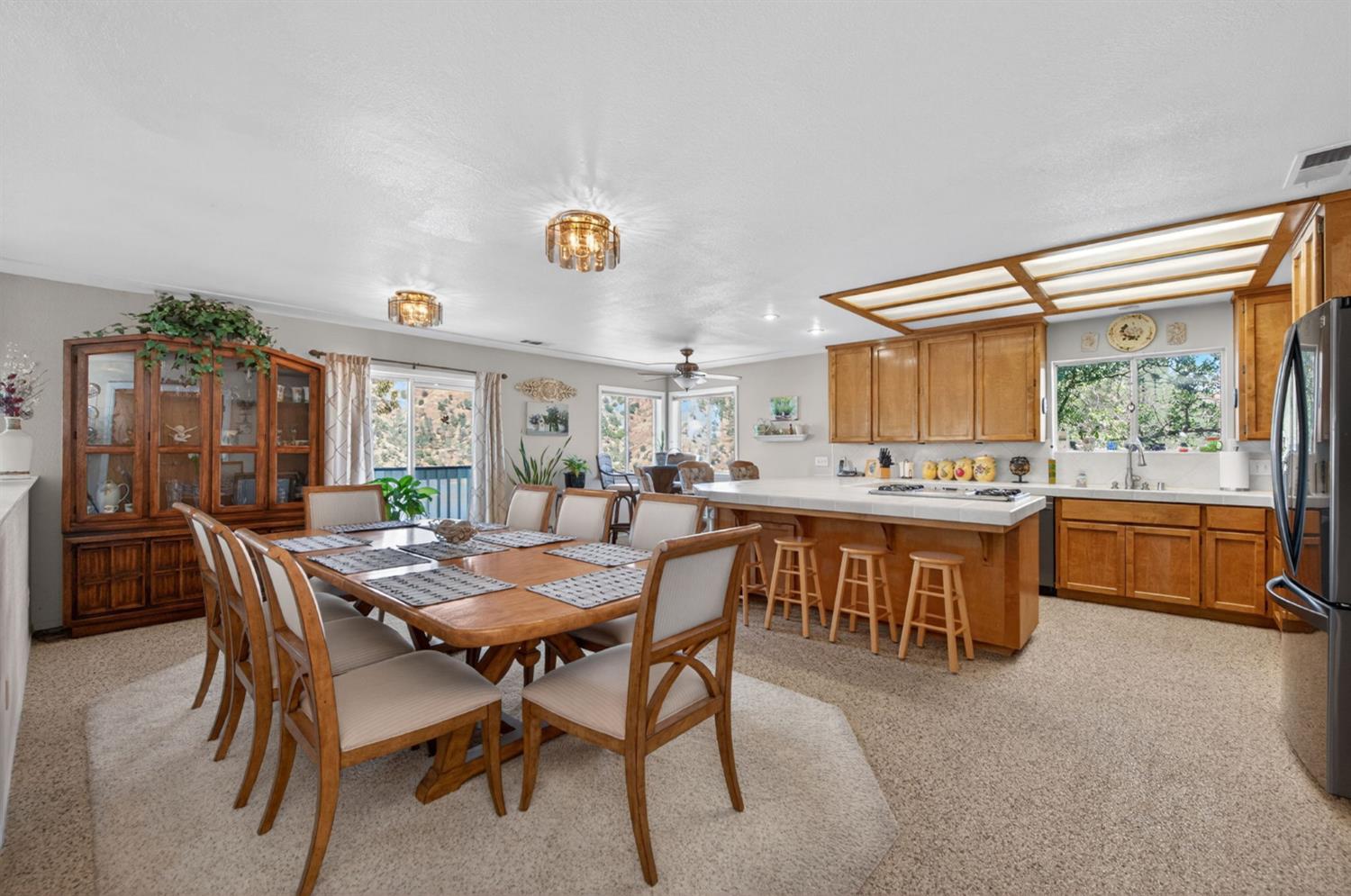 28037 Sky Harbour Rd, Friant, CA 93626