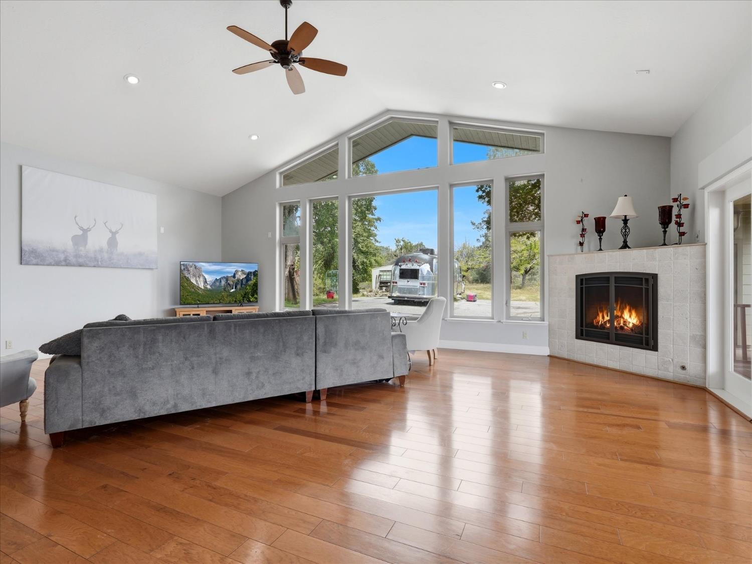43736 Highway 49, Ahwahnee, CA 93601