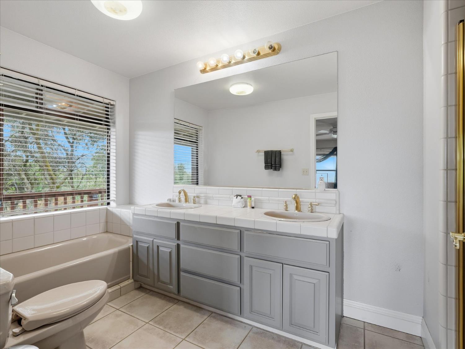 43736 Highway 49, Ahwahnee, CA 93601