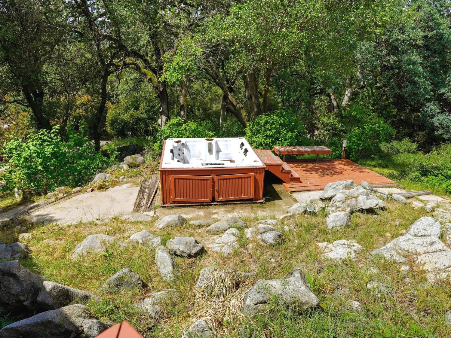 43736 Highway 49, Ahwahnee, CA 93601
