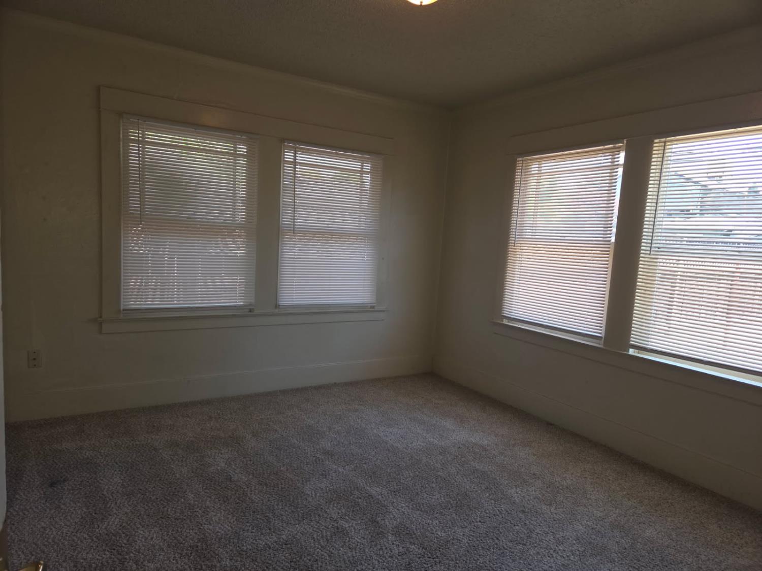 1332 N Wilson, Fresno, CA 93728