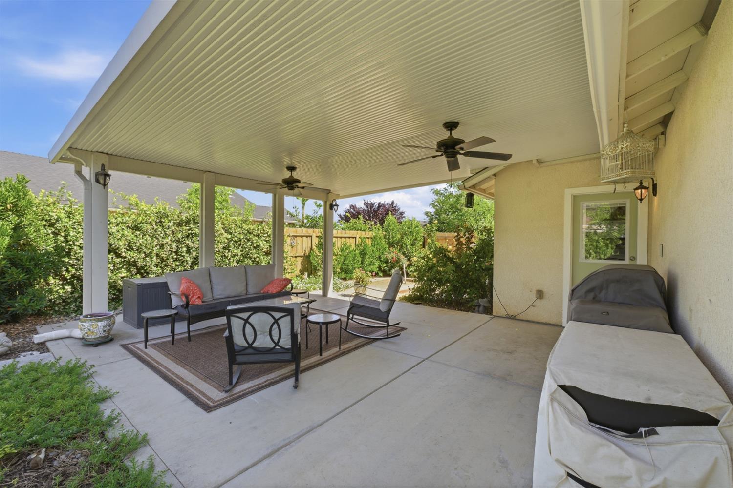 5559 E Truman Ave, Fresno, CA 93727
