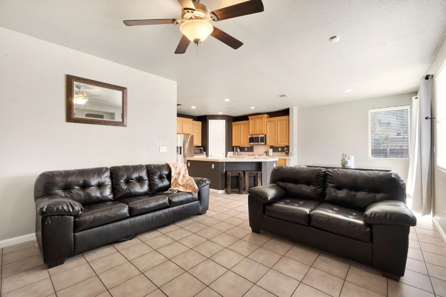1060 San Jose Ave, Madera, CA 93637