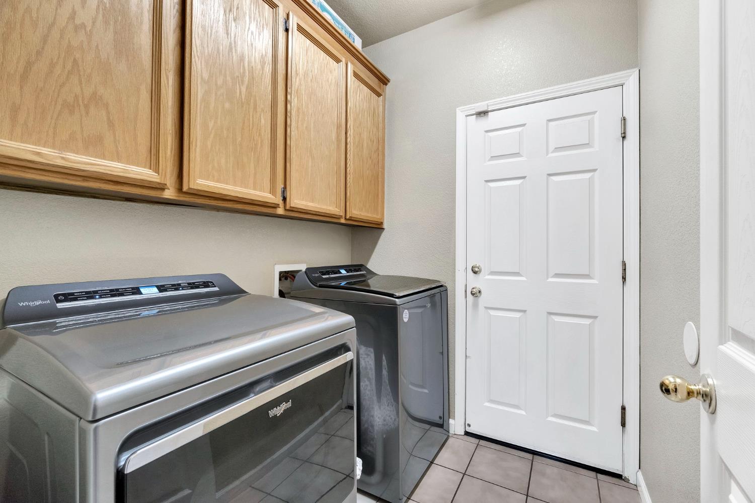 1060 San Jose Ave, Madera, CA 93637