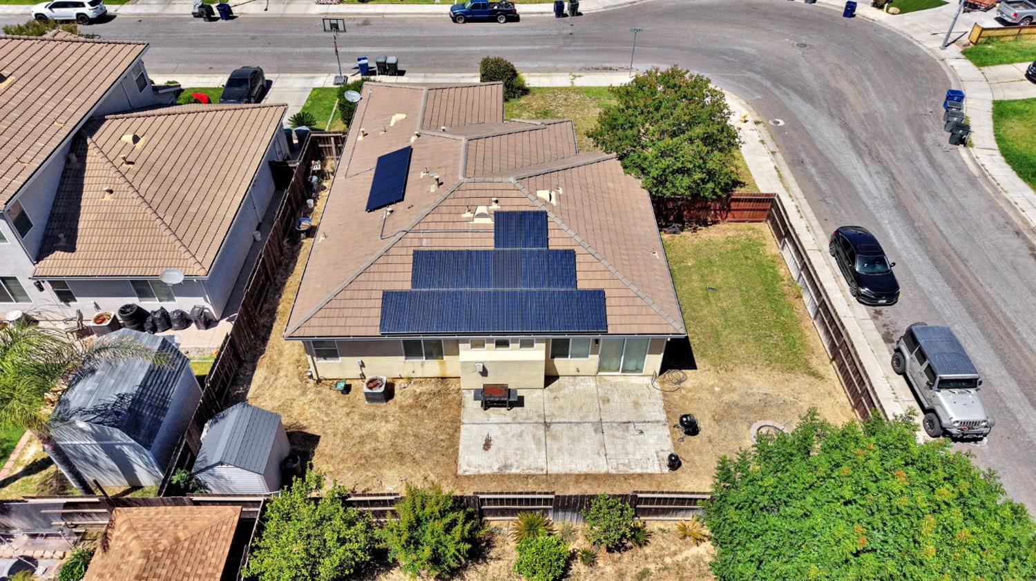1060 San Jose Ave, Madera, CA 93637