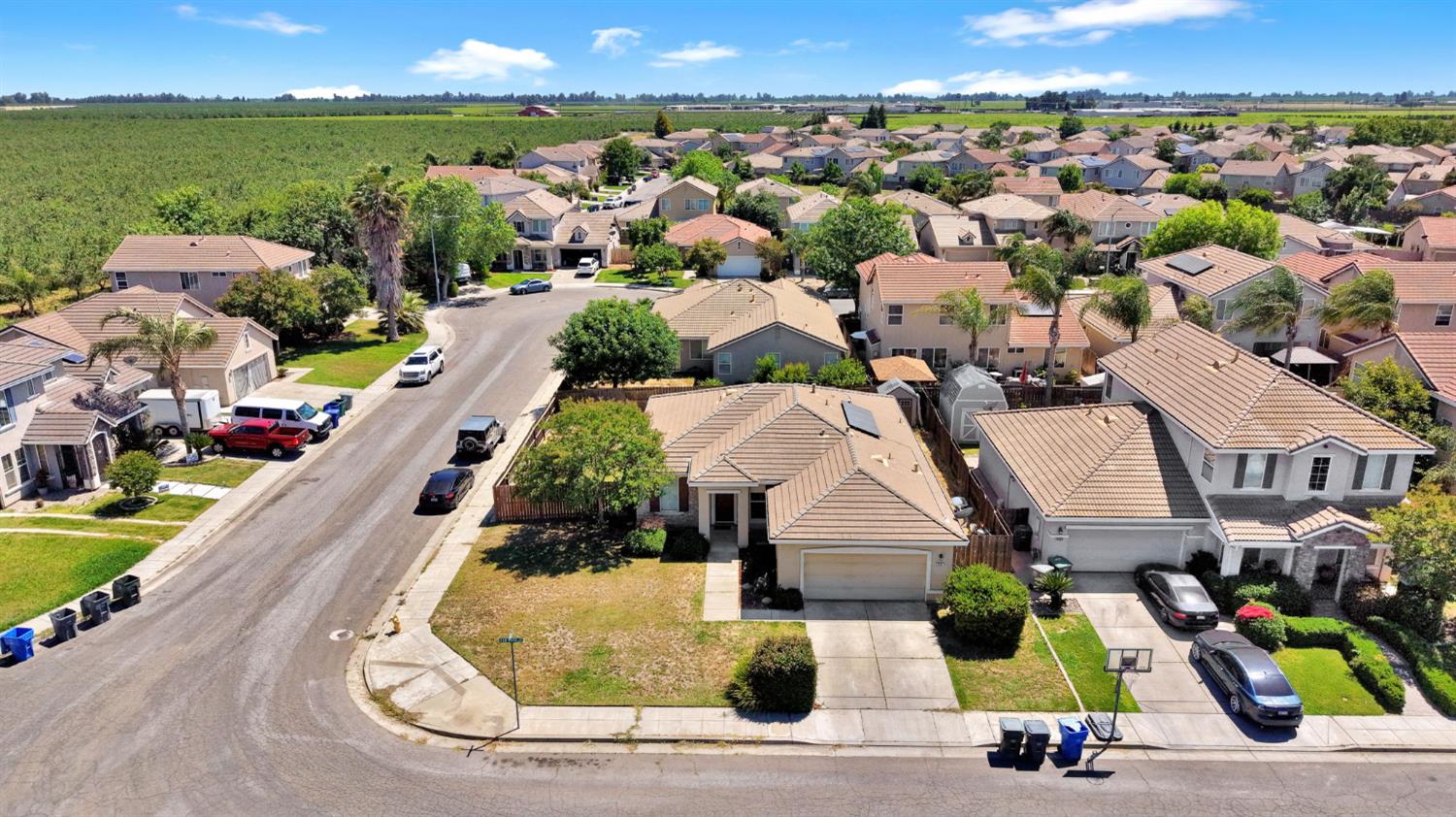 1060 San Jose Ave, Madera, CA 93637
