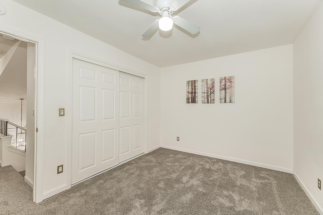 837 E Buckhill Rd, Fresno, CA 93720