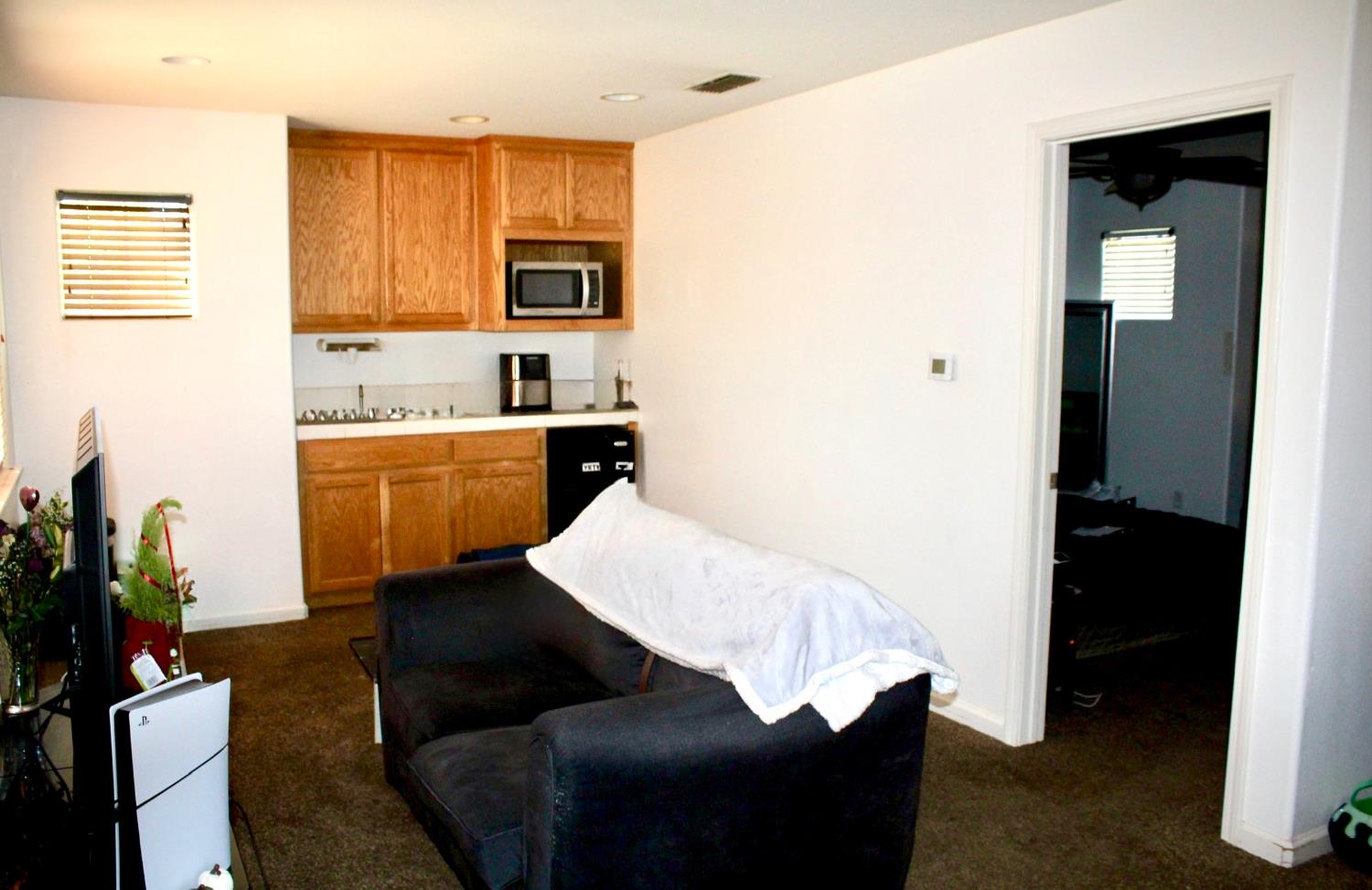 557 Stetson Dr, Oakdale, CA 95361