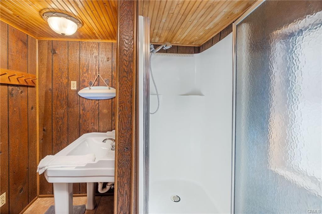 39173 Ski Slope, Bass Lake, CA 93604