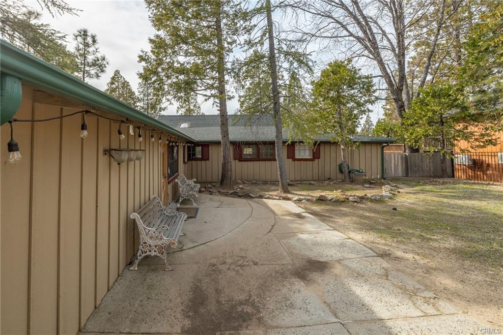 39173 Ski Slope, Bass Lake, CA 93604