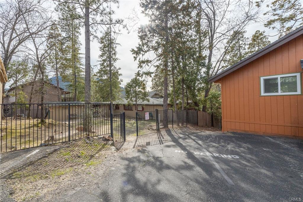 39173 Ski Slope, Bass Lake, CA 93604