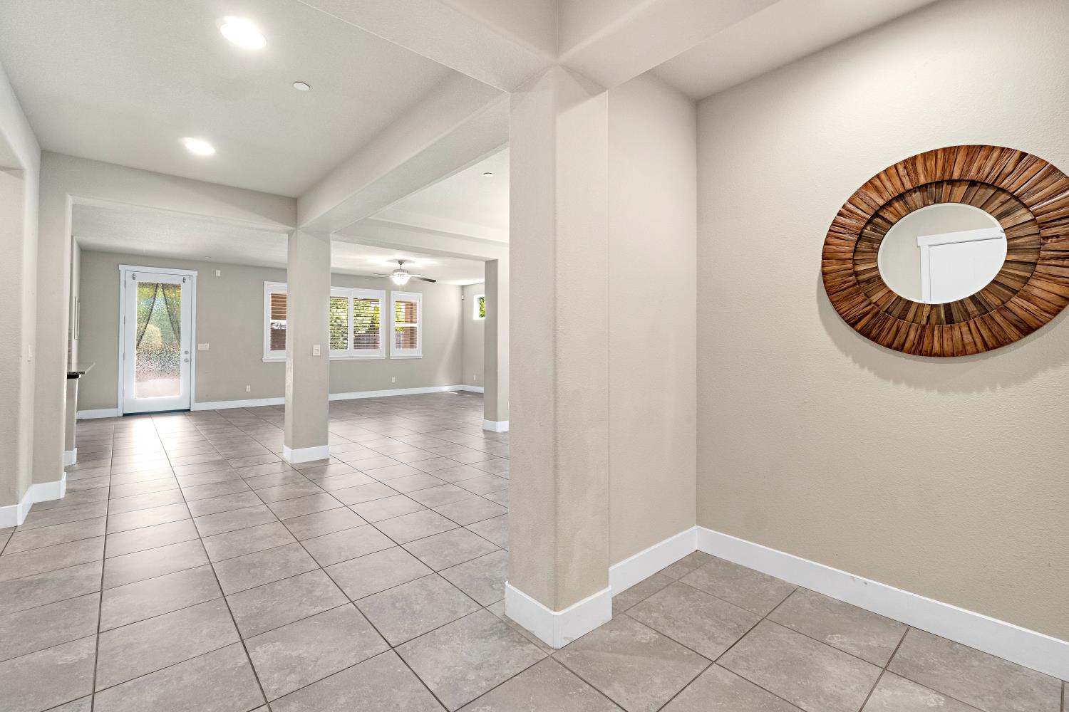 3245 Lexington Ave, Clovis, CA 93619