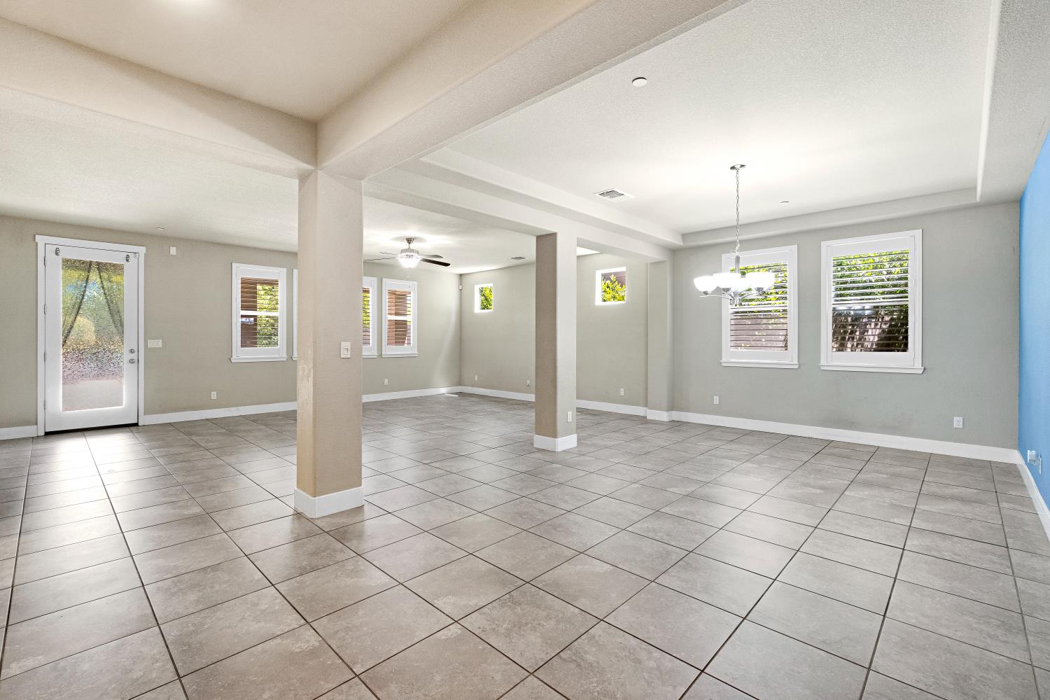 3245 Lexington Ave, Clovis, CA 93619