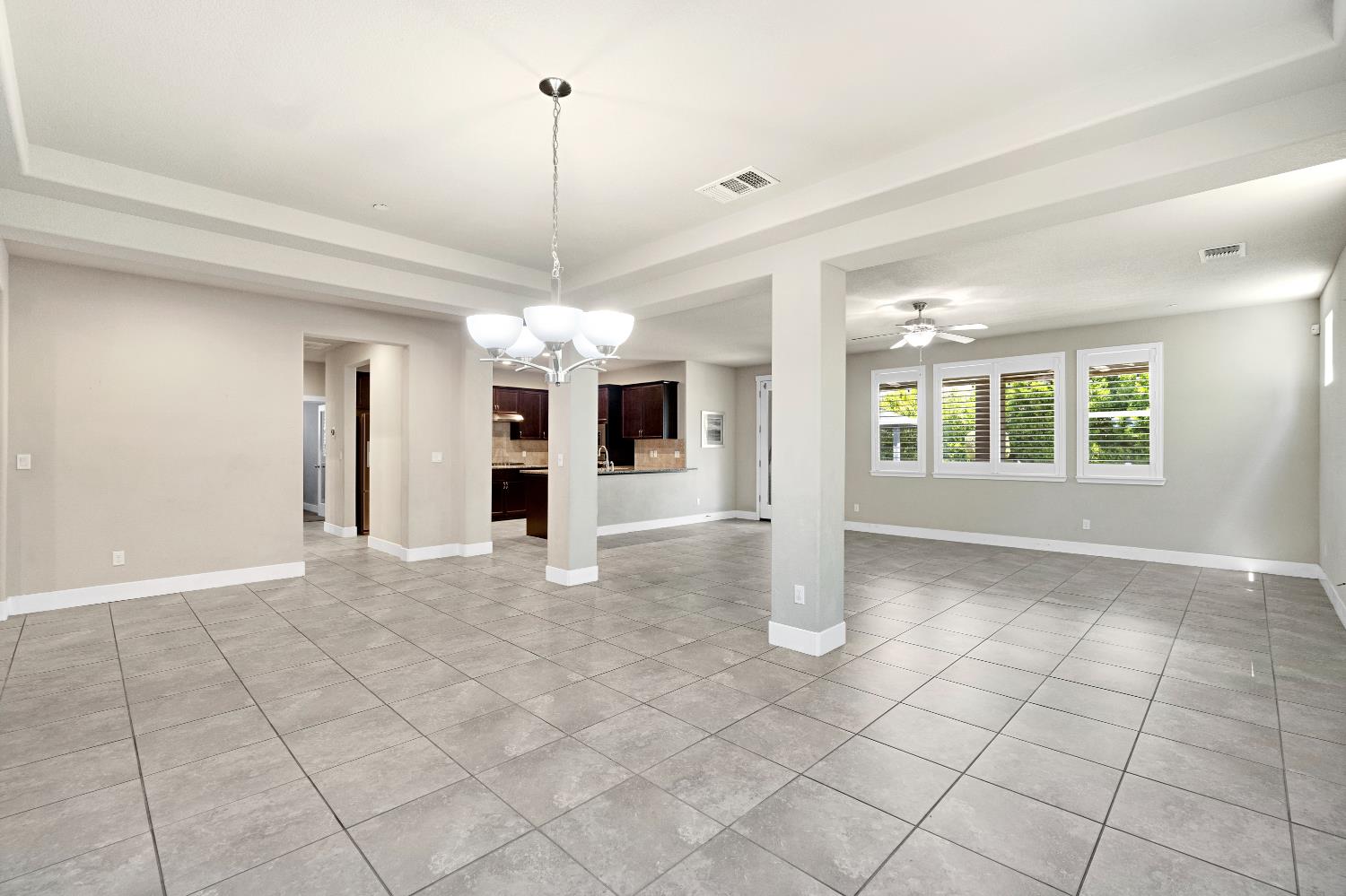 3245 Lexington Ave, Clovis, CA 93619