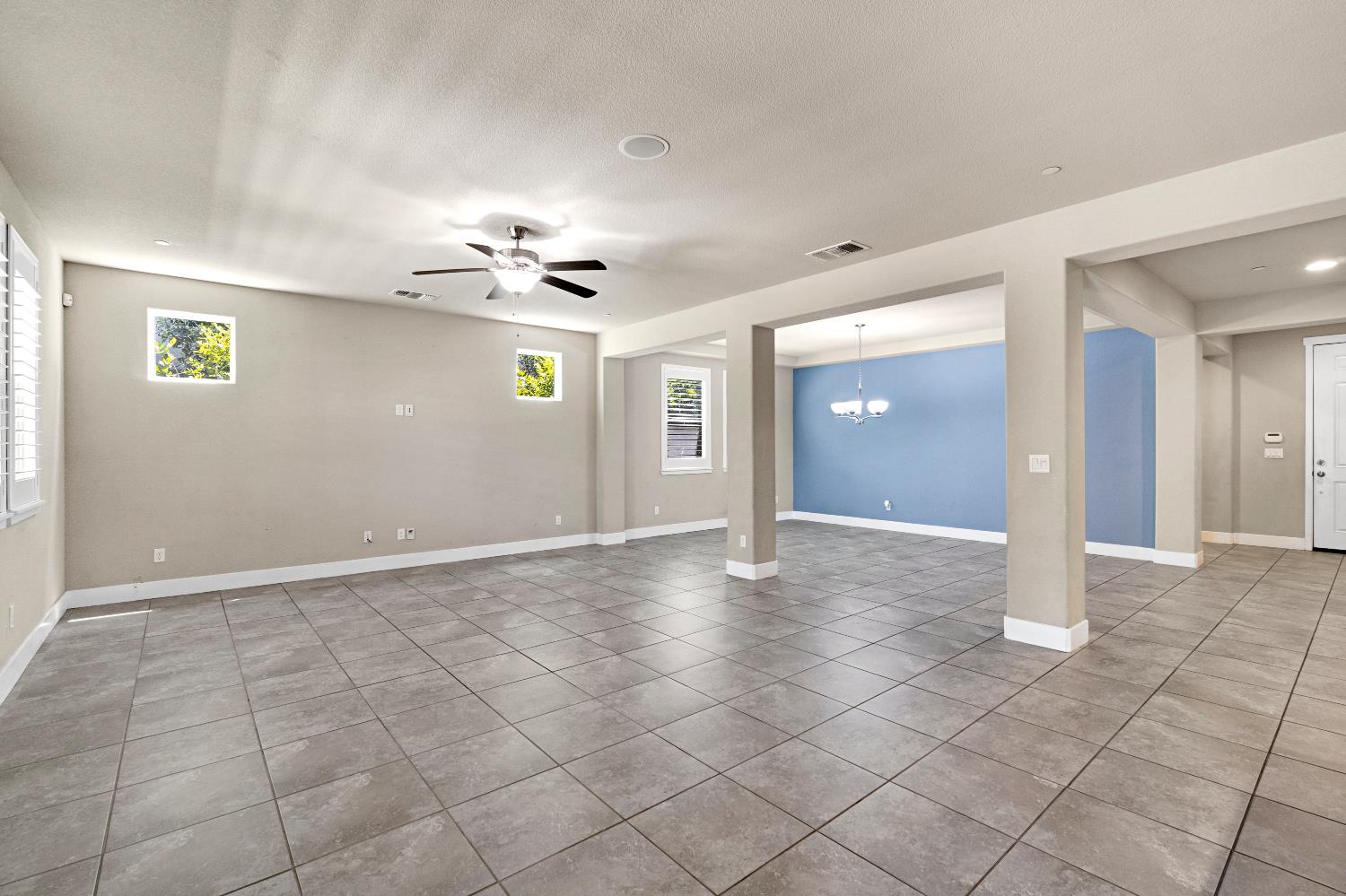 3245 Lexington Ave, Clovis, CA 93619