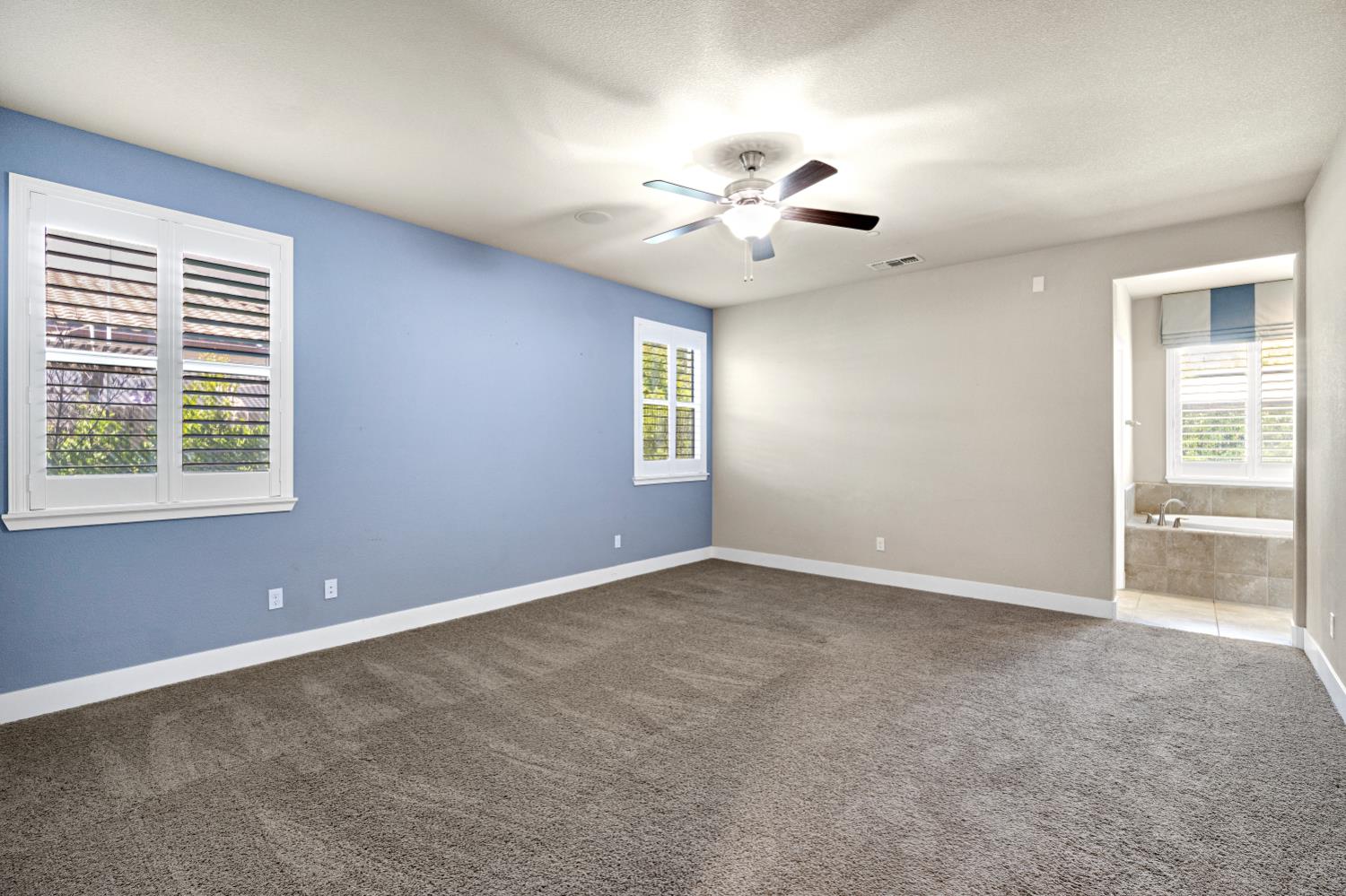 3245 Lexington Ave, Clovis, CA 93619