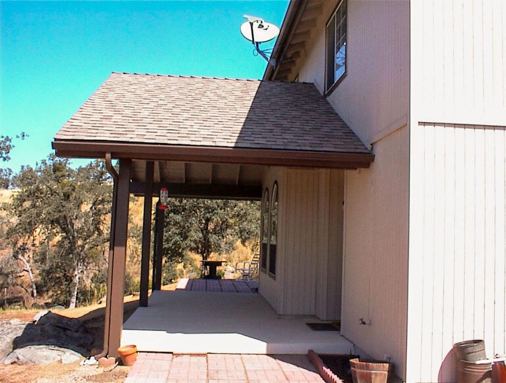 32860 George Smith Rd, Yokuts Valley, CA 93675