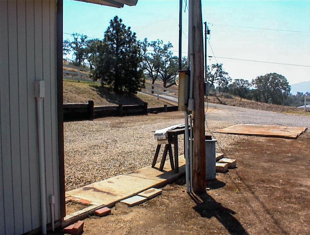 32860 George Smith Rd, Yokuts Valley, CA 93675