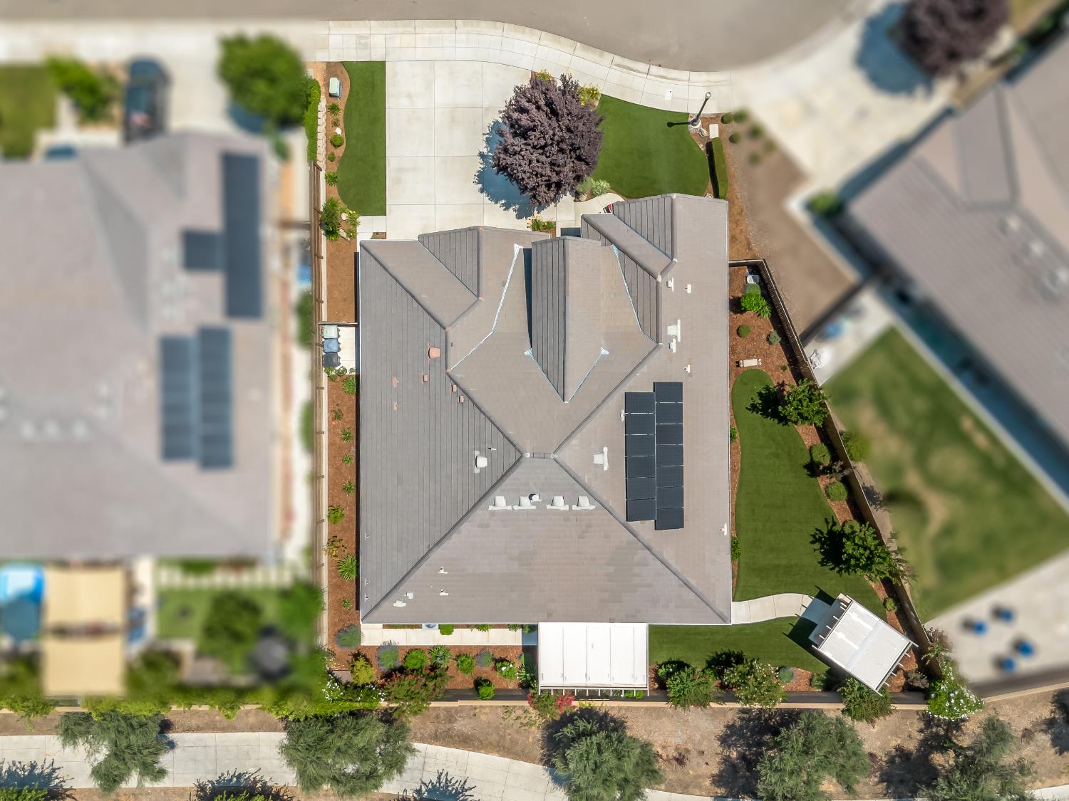 384 Sentinel Dr, Madera, CA 93636