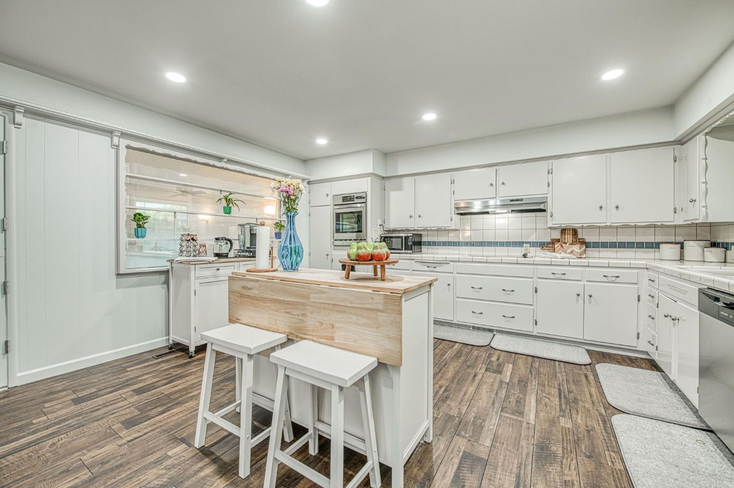 5433 E Madison Ave, Fresno, CA 93727