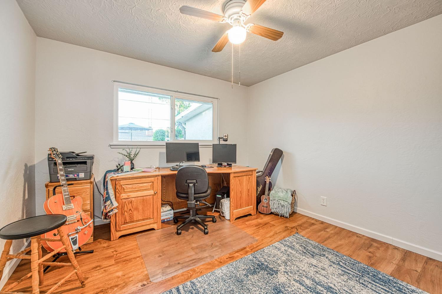 5433 E Madison Ave, Fresno, CA 93727
