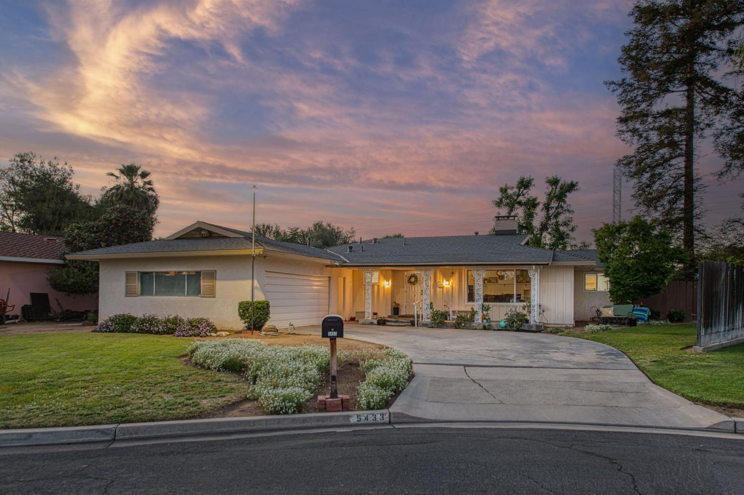 5433 E Madison Ave, Fresno, CA 93727