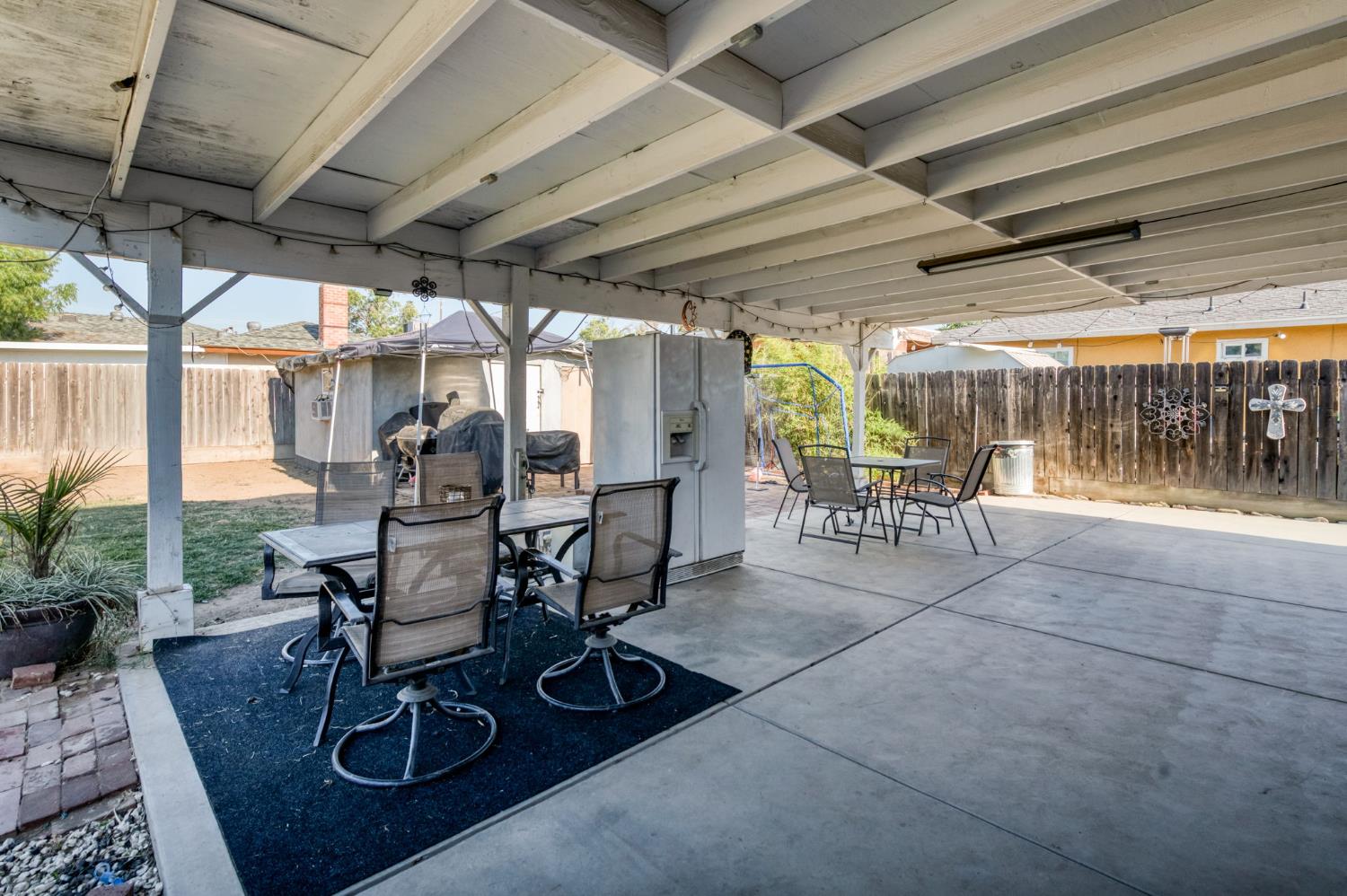 4775 E Michigan Ave, Fresno, CA 93703